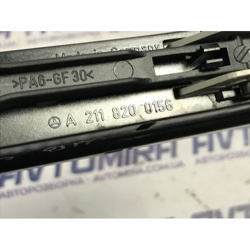 Стоп сигнал в кришку багажника Mercedes-Benz E-Class SN 2002-2006 A2118200156